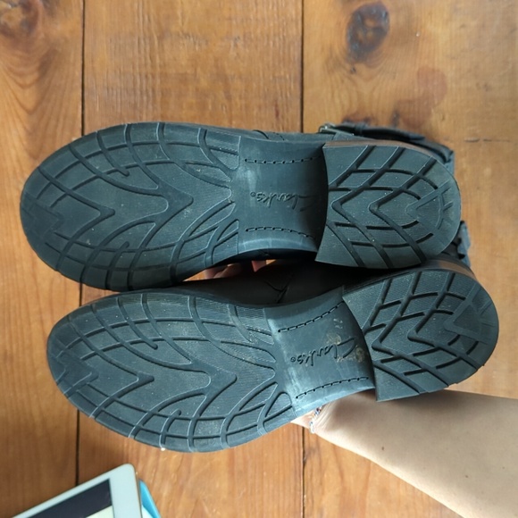 Clark's Leather Moto Boots - Picture 6 of 7